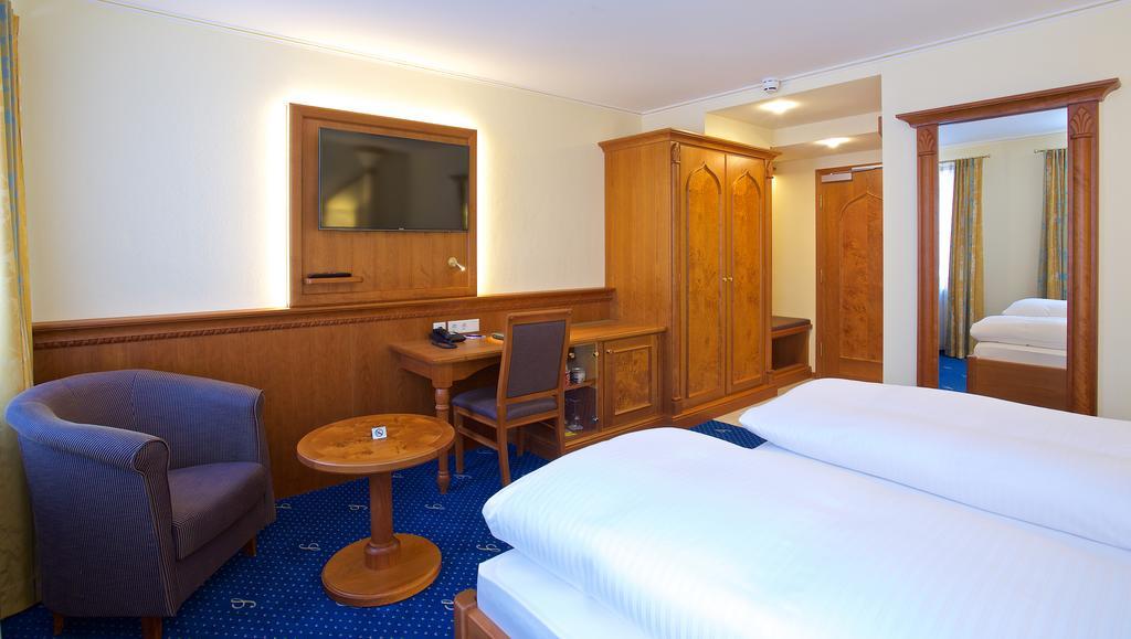 Hotel Am Schlossberg Erding Eksteriør billede